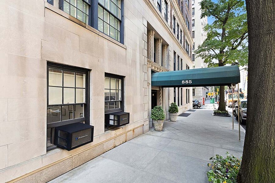 More Photos Of 885 Park Ave, New York Apartments For Lease