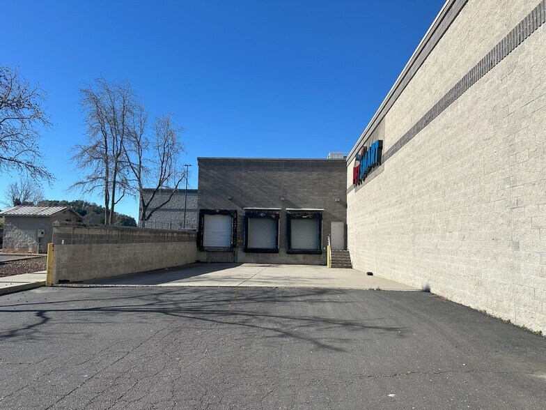 More Photos Of 1101-1291 Sanguinetti Rd, Sonora Unknown For Lease