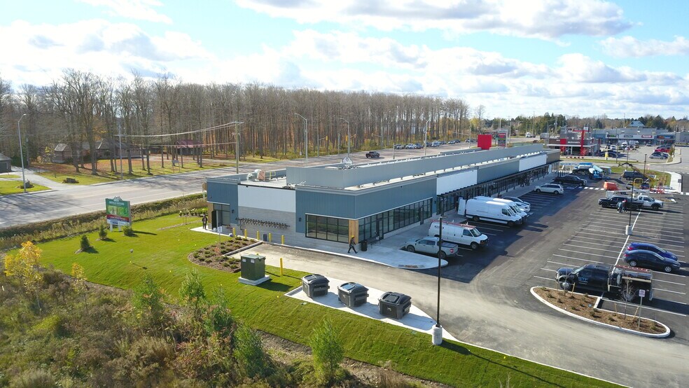 More Photos Of 801 Ojibway Rd, Shelburne Storefront Retail Office For Lease