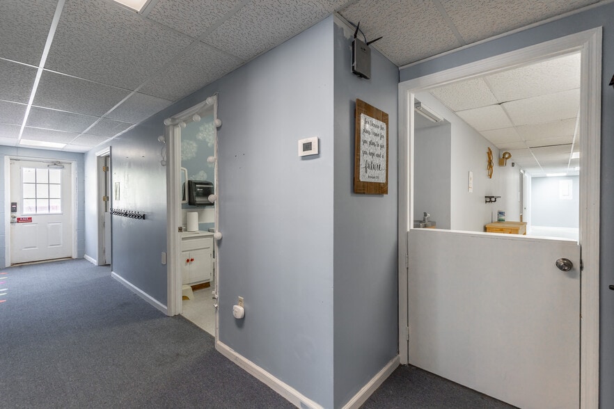 More Photos Of 4062 S Access Rd, Chattanooga Religious Facility For Sale