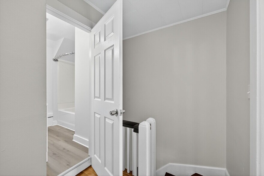 More Photos Of 18 Perry Ave, Nashua Apartments For Sale