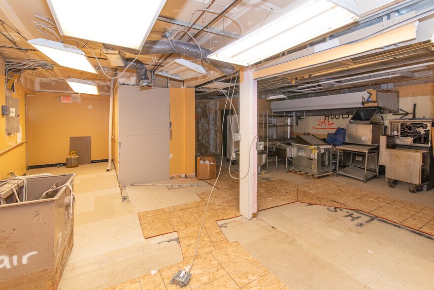 More Photos Of 19 W Bel Air Ave, Aberdeen Storefront For Lease