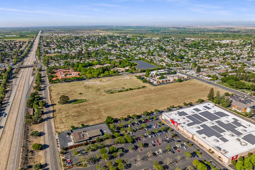 More Photos Of 1411 E Onstott Rd, Yuba City Land For Sale