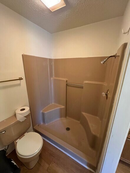 More Photos Of 3770 Private Road 3439, Longview Flex For Sale