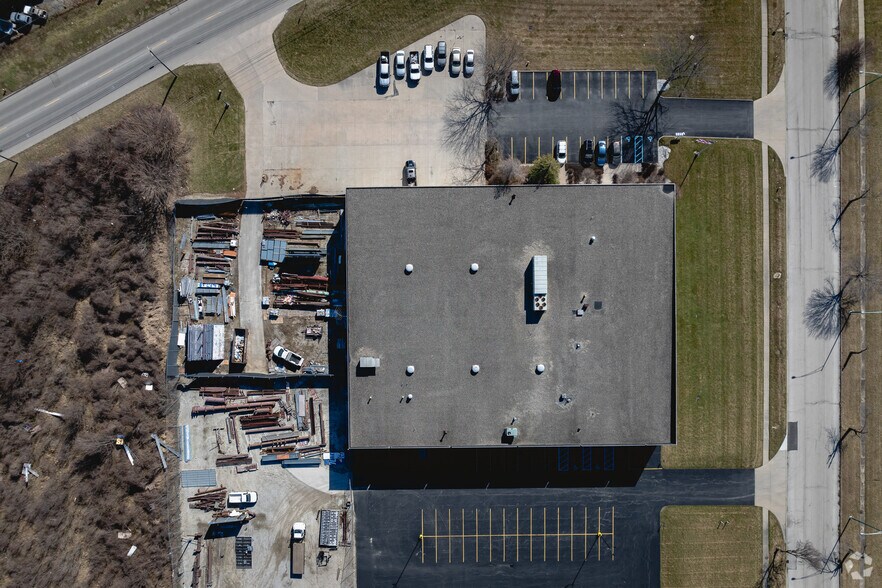 More Photos Of 1333 Matzinger Rd, Toledo Manufacturing For Sale