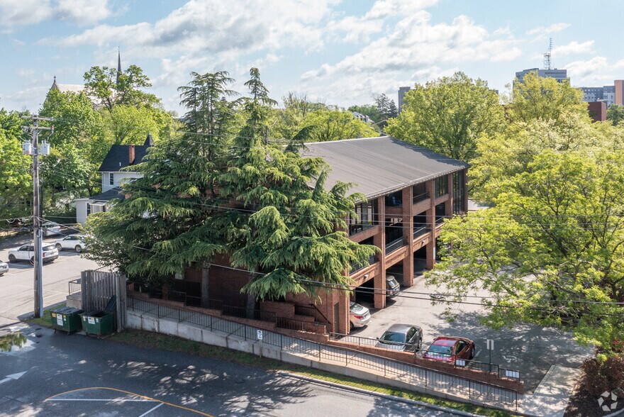 More Photos Of 606 Bosley Ave, Towson Office For Lease