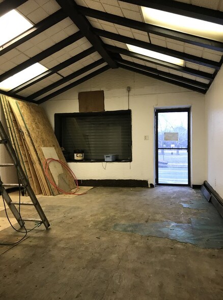 More Photos Of 4359-4363 N 9th St, Philadelphia Storefront Retail Office For Lease