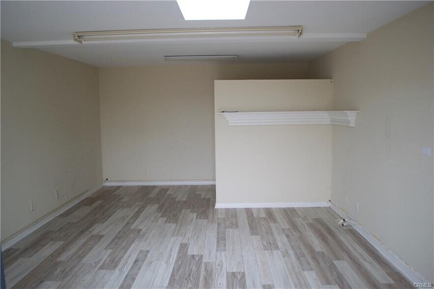 More Photos Of 909 N Aviation Blvd, Manhattan Beach Unknown For Lease