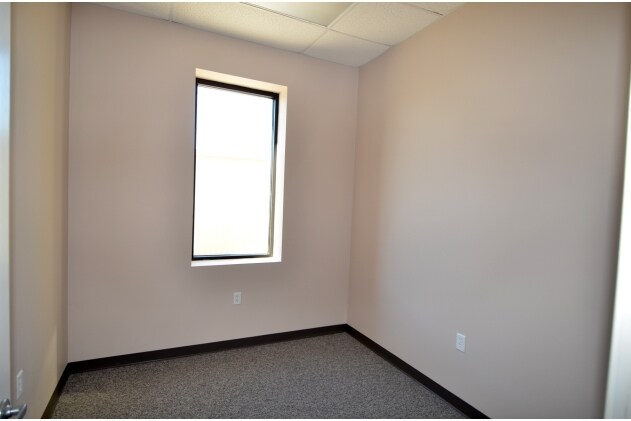 More Photos Of , Kemah Office For Sale