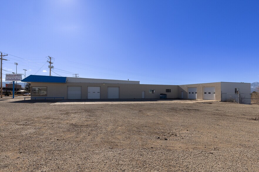 Primary Photo Of 27 S Broadway, Cortez Flex For Sale
