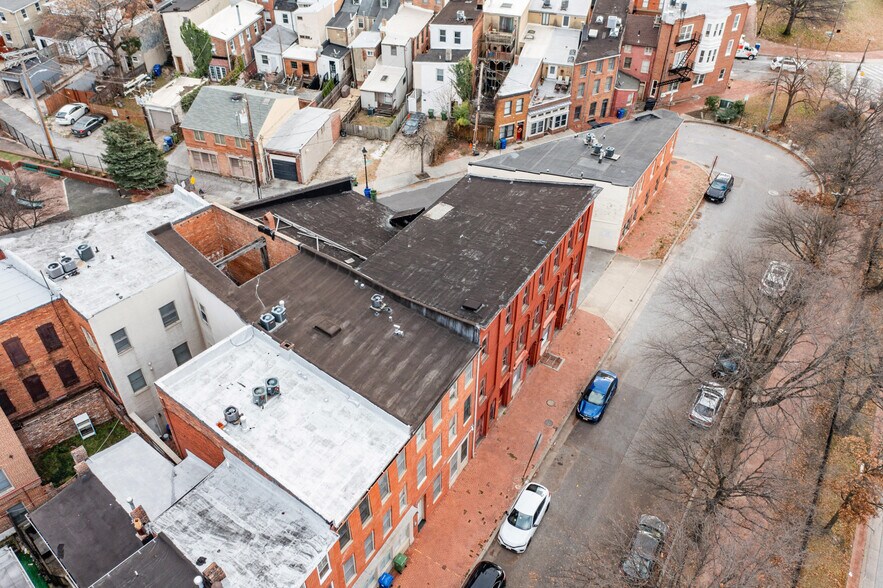 More Photos Of 337-339 S Fremont Ave, Baltimore Warehouse For Sale