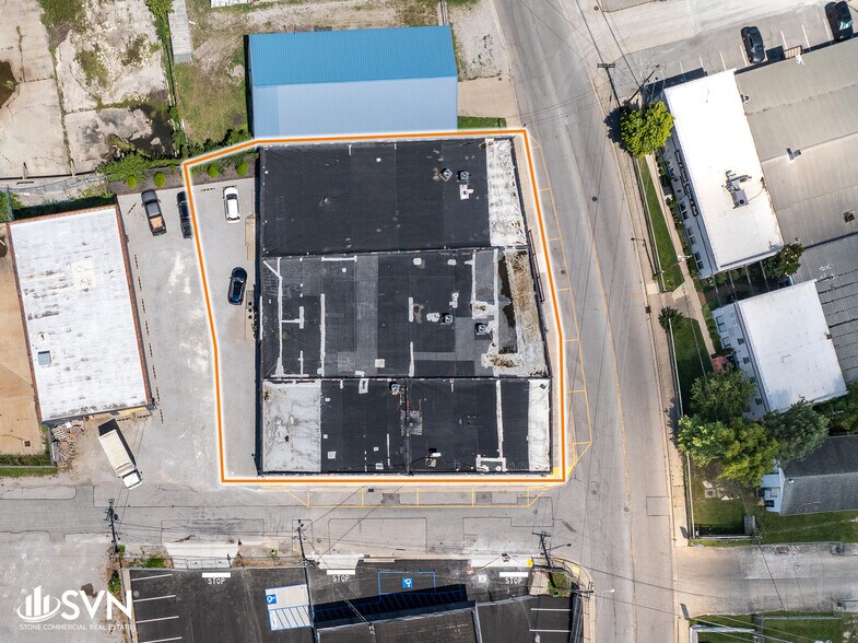 More Photos Of 764 E Seventh St, Lexington Warehouse For Sale
