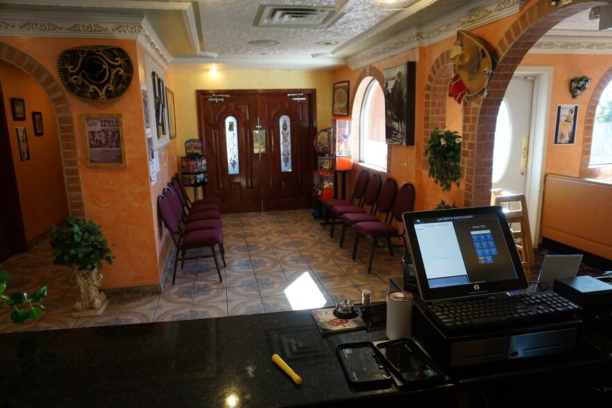More Photos Of 2319 8th Ave, Greeley Restaurant For Lease
