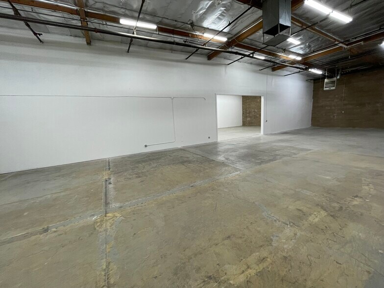 More Photos Of 12112-12126 Sherman Way, North Hollywood Unknown For Lease