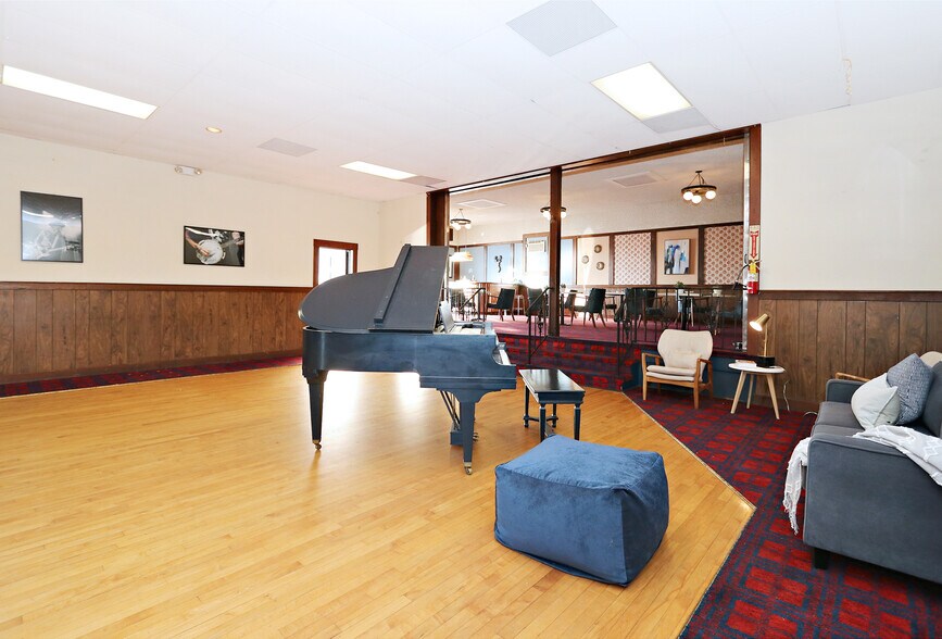 More Photos Of 6401 Ruby St, Los Angeles Loft Creative Space For Sale