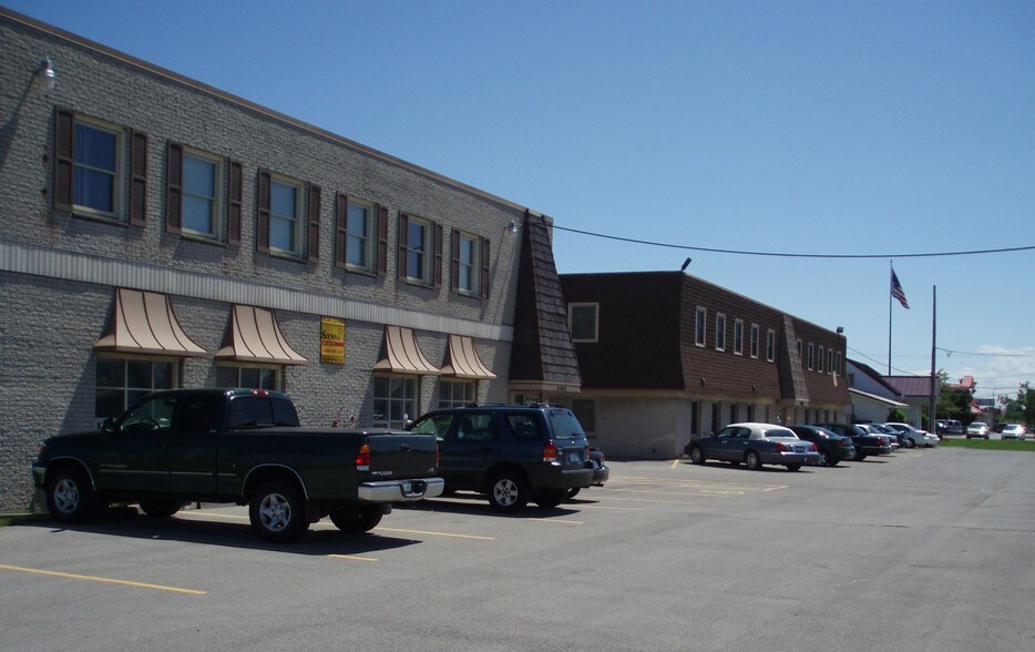 More Photos Of 2001 Niagara Falls Blvd, Amherst Medical For Sale