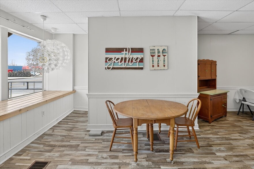 More Photos Of 135 E Main St, Woodville Storefront Retail Residential For Sale