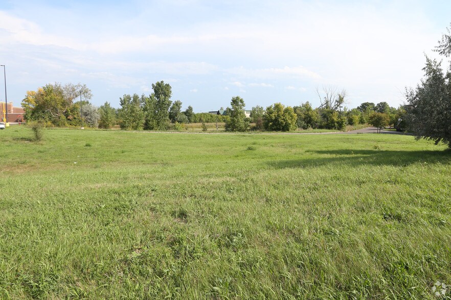 Primary Photo Of Hudson Rd @ I-94, Woodbury Land For Sale