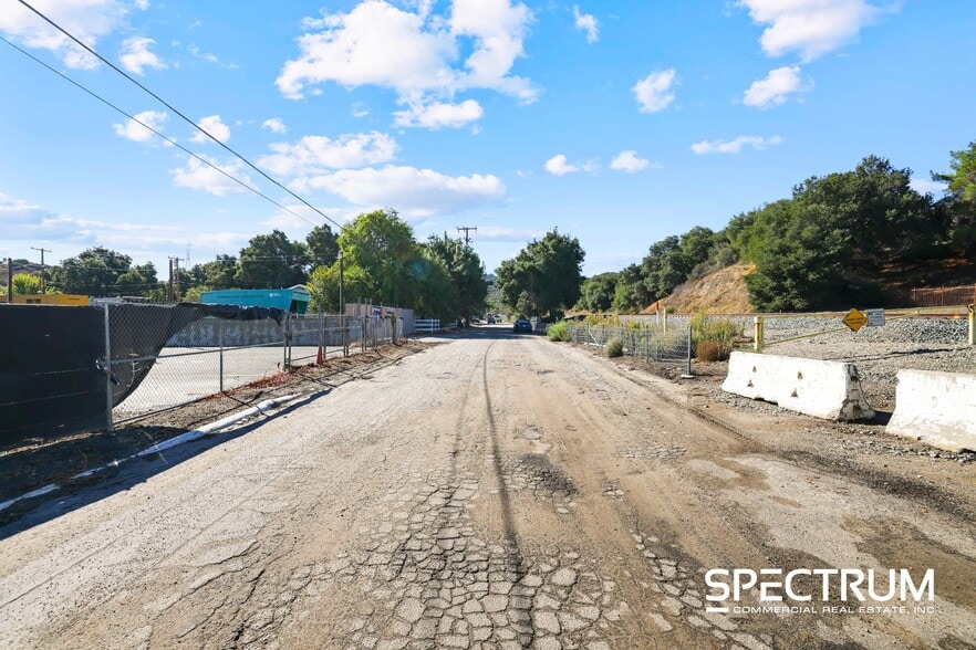 More Photos Of 23642 Pine St, Santa Clarita Land For Sale