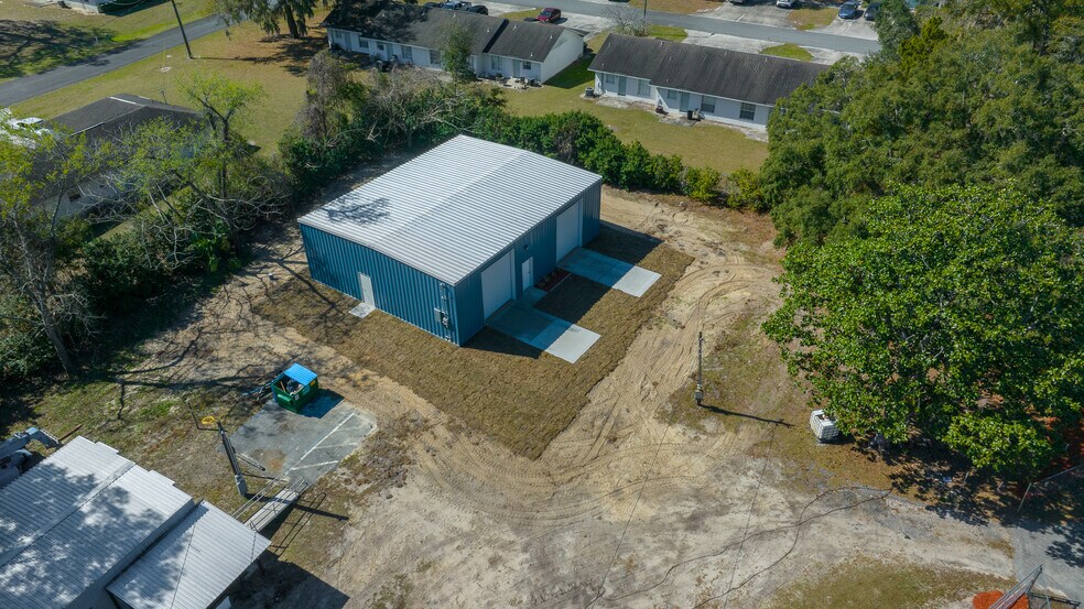 More Photos Of 4820 NE 35th St, Silver Springs Auto Dealership For Sale