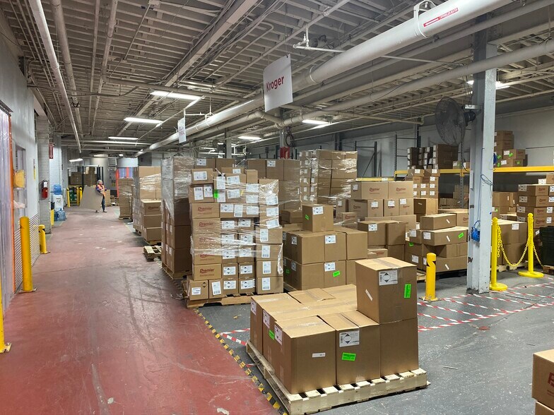 More Photos Of 555 E 242nd St, Bronx Industrial For Sale