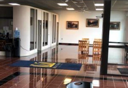 More Photos Of 3100 SW 9th Ave, Watertown Showroom For Lease