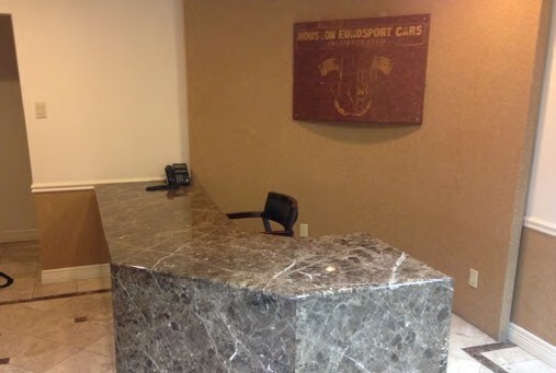 More Photos Of 3007 Crossview Dr, Houston Showroom For Sale