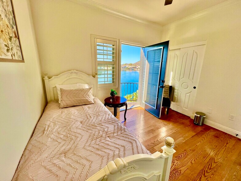 More Photos Of 21428 N 55th Ave, Glendale Assisted Living For Lease