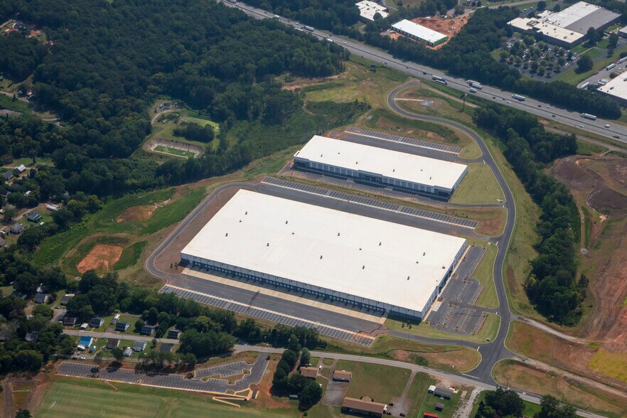 More Photos Of S. Main St, Duncan Unknown For Lease