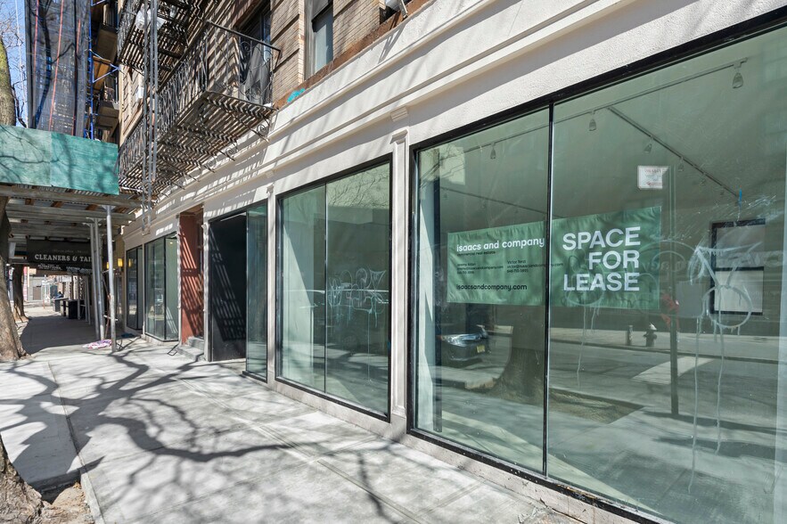 More Photos Of 302 Mott St, New York Apartments For Lease