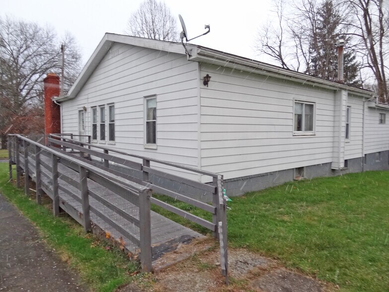 Primary Photo Of 93 Maple Ave, Morgantown Office For Sale