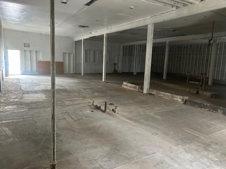 More Photos Of 4417-4429 Franklin Blvd, Sacramento Freestanding For Sale