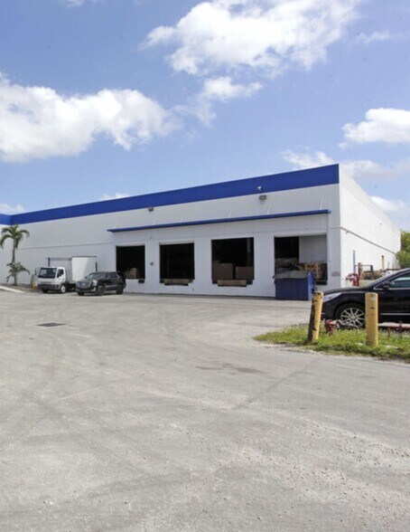 More Photos Of 800 NW 65th St, Fort Lauderdale Warehouse For Lease