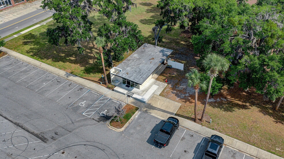 More Photos Of 203 Laurel St, Palatka Office For Sale