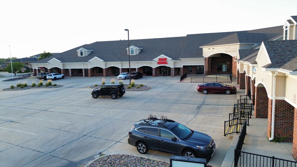 More Photos Of 1225 Copper Creek Dr, Des Moines Unknown For Lease