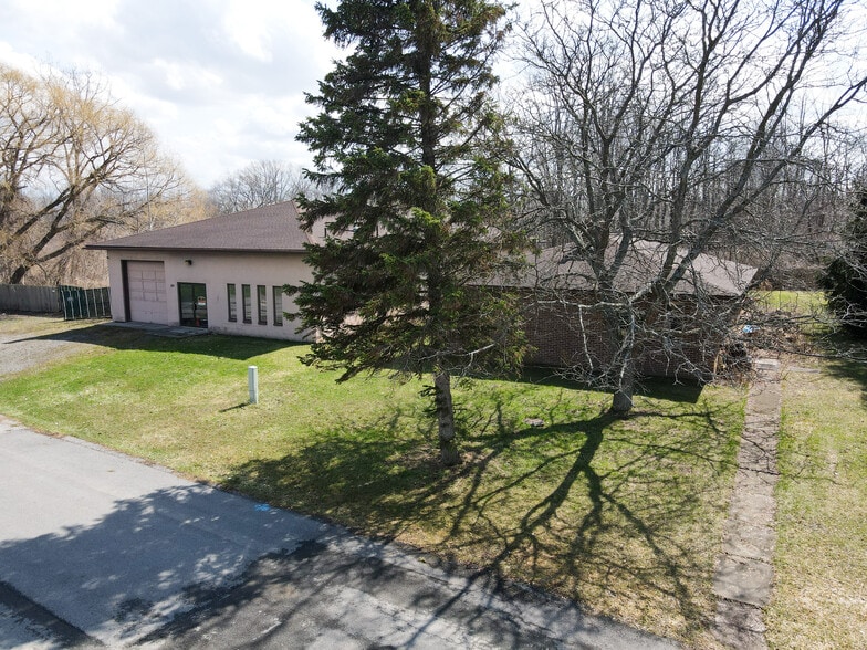 More Photos Of 50 Hojack Park, Rochester Warehouse For Sale