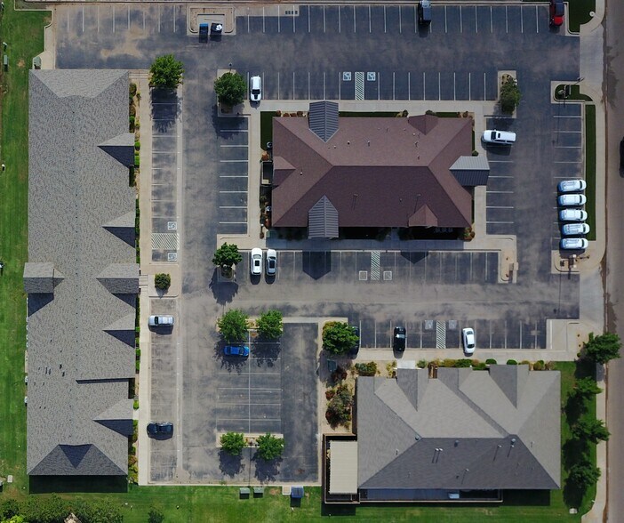 More Photos Of 6121 79th St, Lubbock Loft Creative Space For Lease