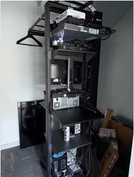 More Photos Of 5051 NW 13th Ave, Pompano Beach Light Distribution For Lease