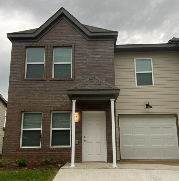 More Photos Of 1472 Butterfield Coach Rd, Springdale Apartments For Sale