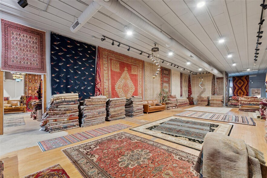 More Photos Of 320 Main St, Kalispell Storefront For Lease