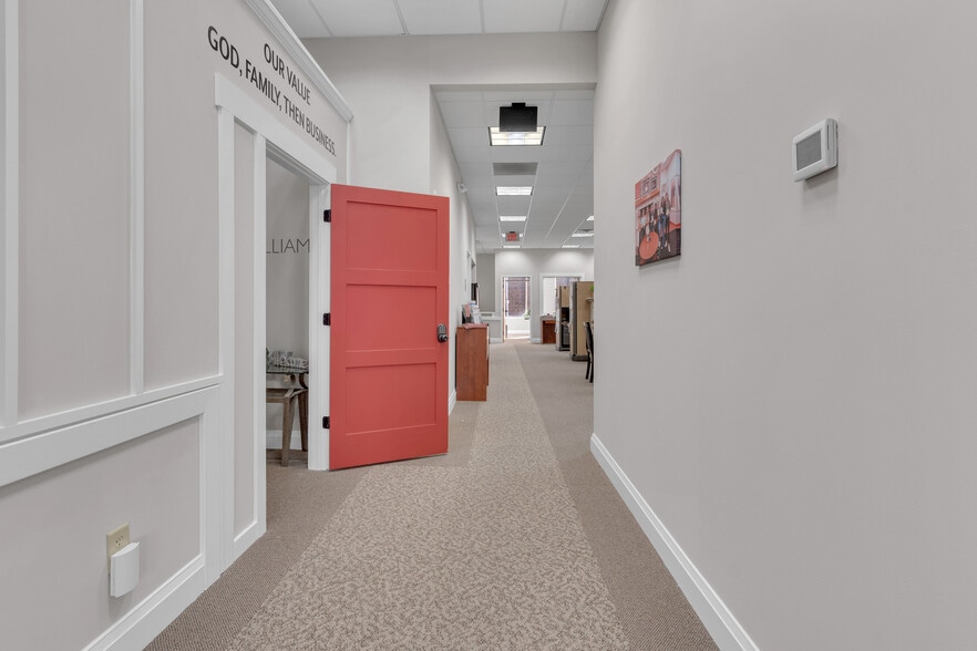 More Photos Of 111 Sunset Ave, Asheboro Office Residential For Sale