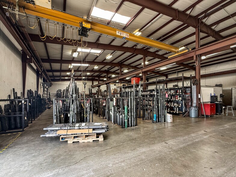 More Photos Of 7710 W Highway 80, Midland Office For Sale