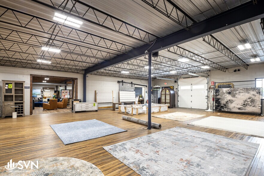 More Photos Of 764 E Seventh St, Lexington Warehouse For Sale