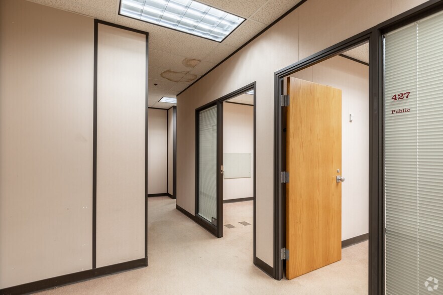 More Photos Of 480 Vantage Pt, Miamisburg Medical For Lease