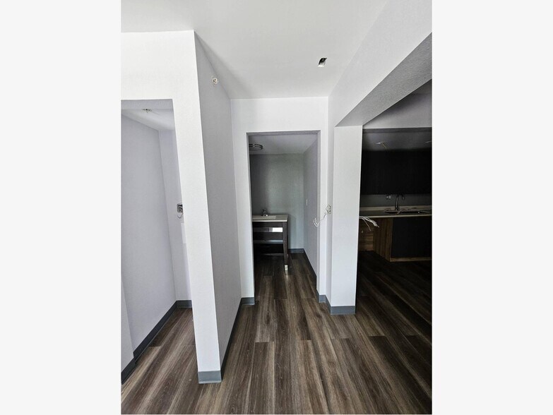 More Photos Of 1113 9th Ave SW, Bessemer Apartments For Sale