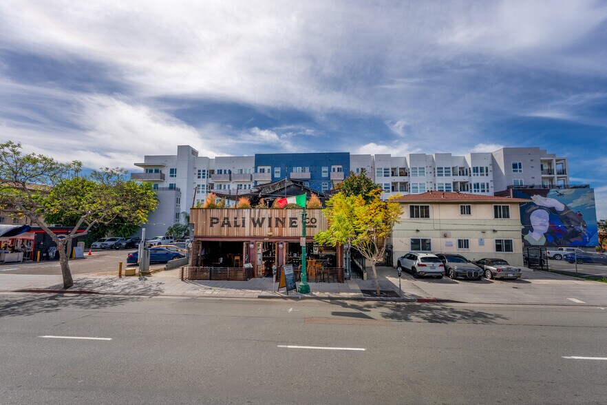 More Photos Of 2130 India St, San Diego Storefront Retail Residential For Lease