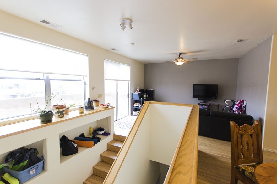 More Photos Of 314-336 Adams St SE, Albuquerque Office For Sale