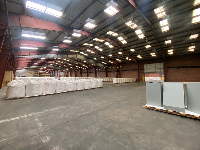 More Photos Of 2391 Levy St, Shreveport Warehouse For Lease