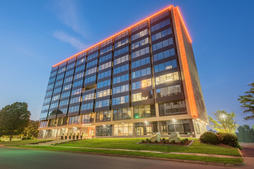 More Photos Of 1515 Mockingbird Ln, Charlotte Office For Lease