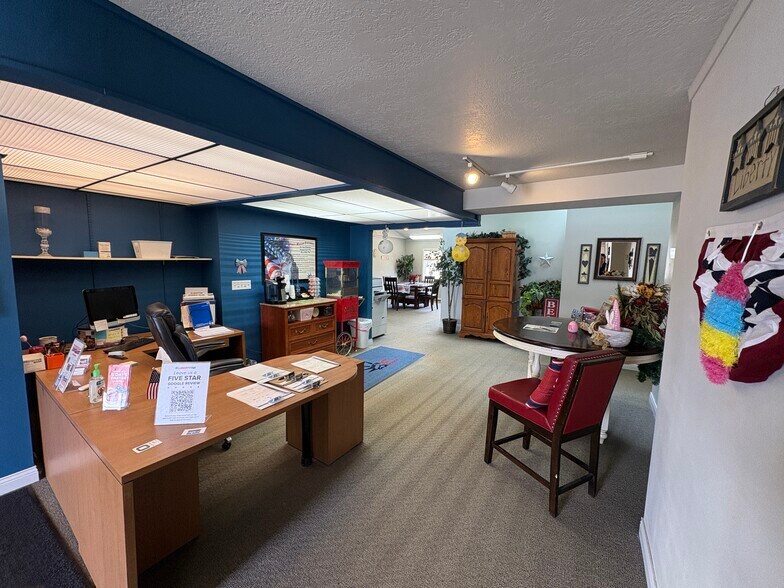 More Photos Of 5604 W 41st St, Sioux Falls Office For Sale